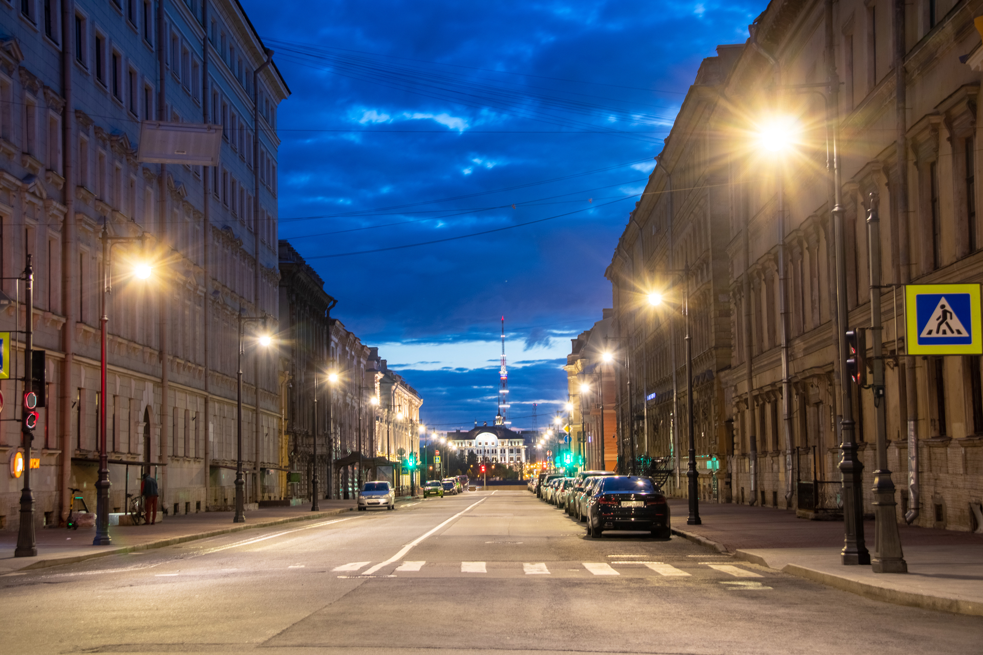 Гагаринская ул 12 санкт петербург. Санкт-Петербург улицы. Гагаринская улица. Гагарина улица Санкт-Петербург. Ночные улицы Питера.