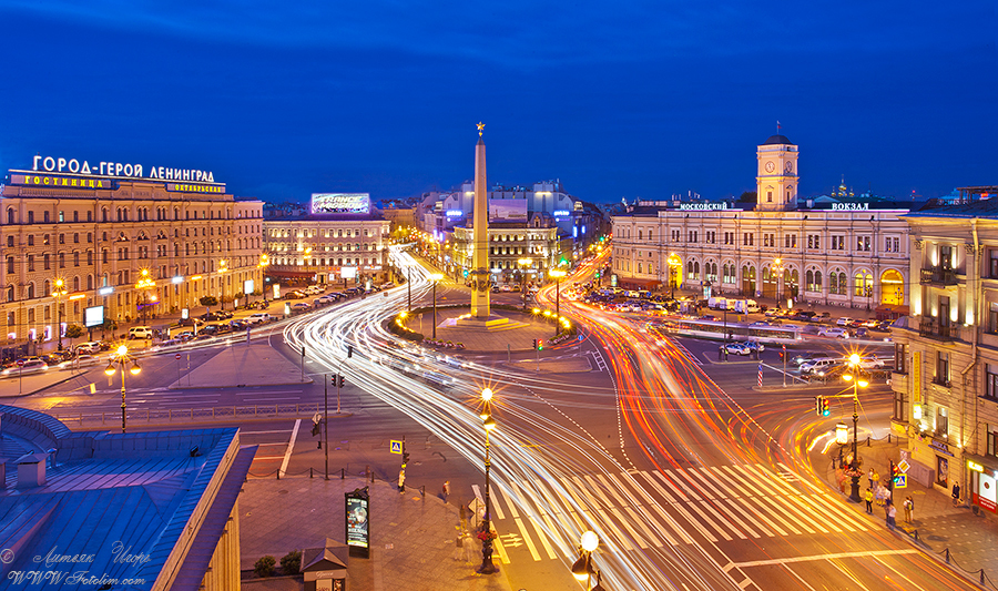 Площадь московского вокзала